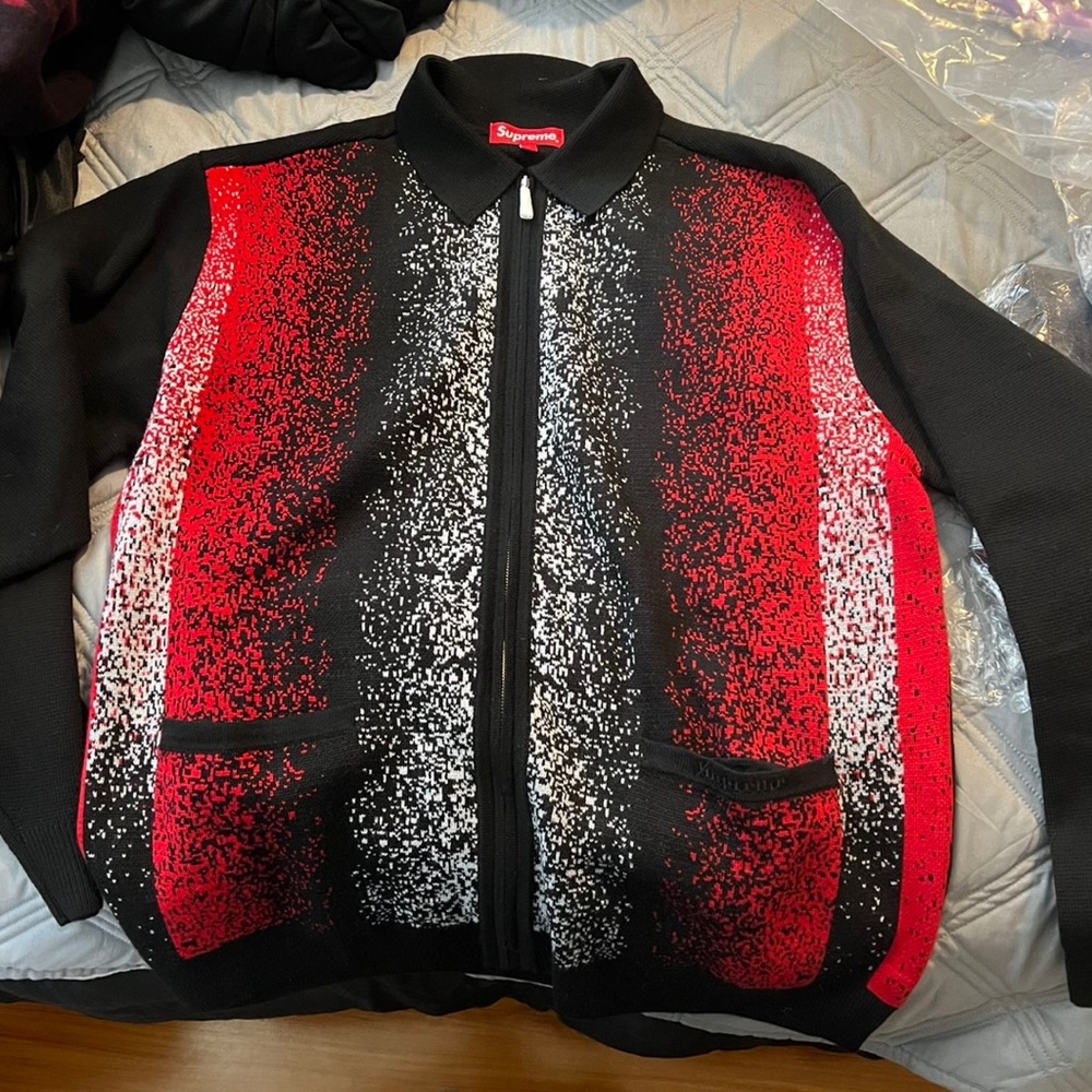 Supreme sweatshirt, size large